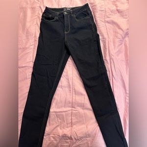 ⭐️SOLD⭐️ Skinny jeans